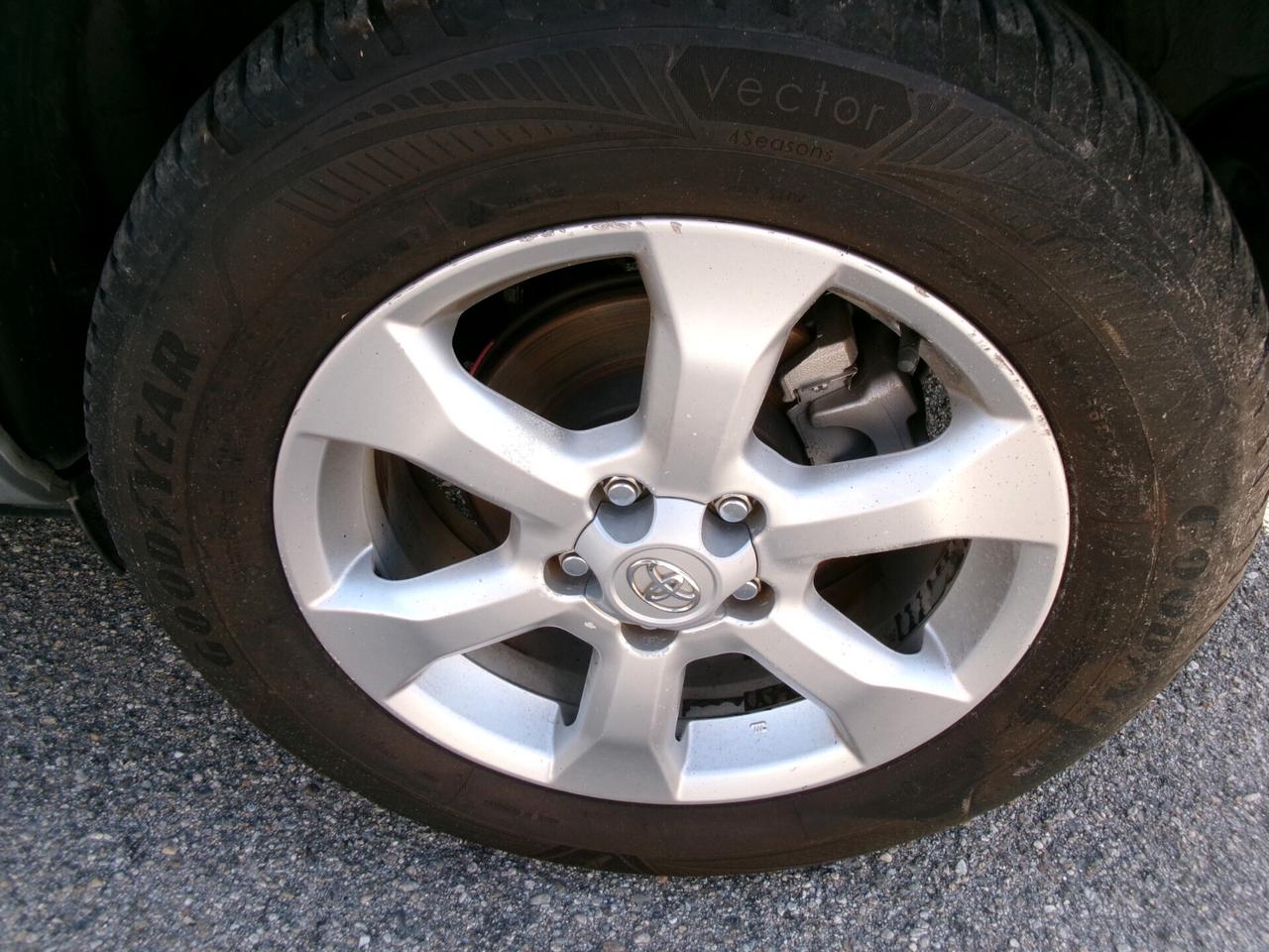 Toyota RAV 4 RAV4 Crossover 2.2 D-4D 150 CV DPF Exclusive