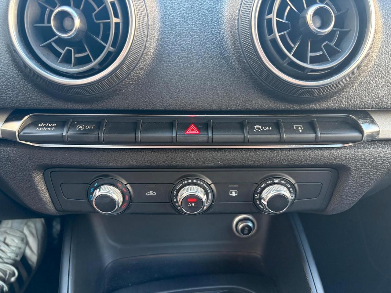 Audi A3 1.6 TDI 116 CV S tronic Sport