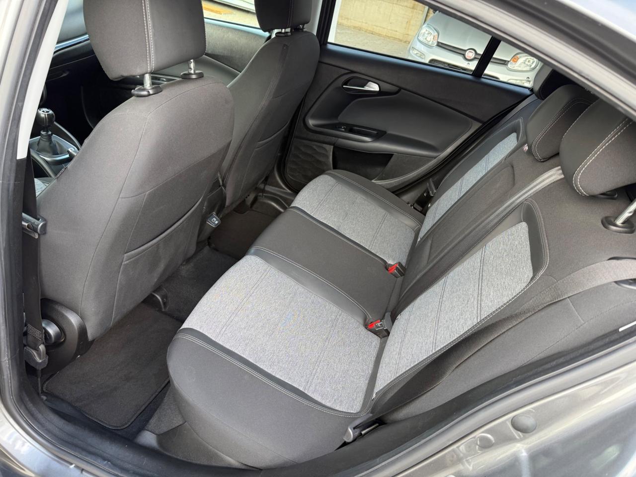 Fiat Tipo 1.6 Mjt 130 CV CROSS
