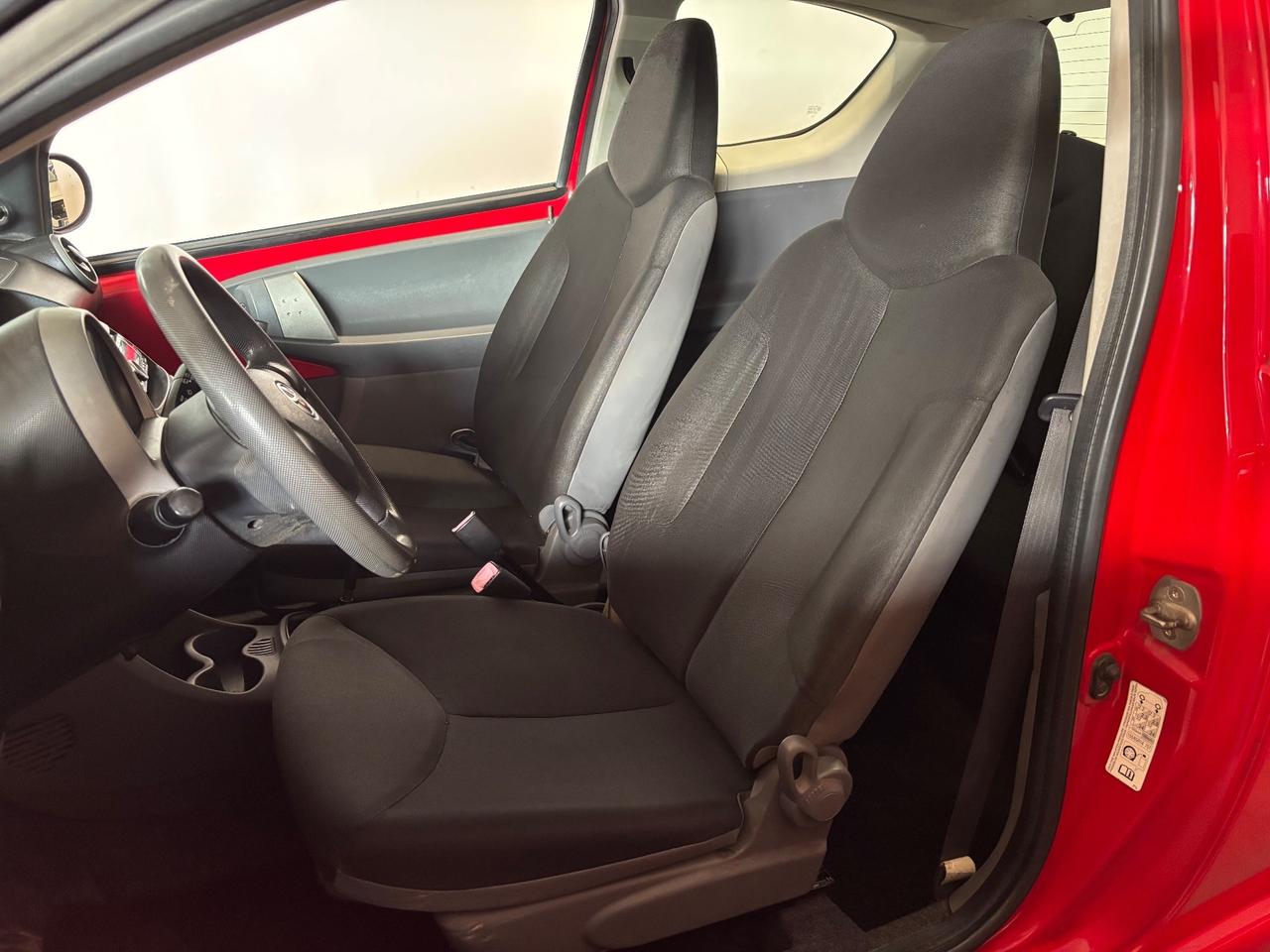 Toyota Aygo 1.0 BENZINA VVT-i OK NEOPATENTATI