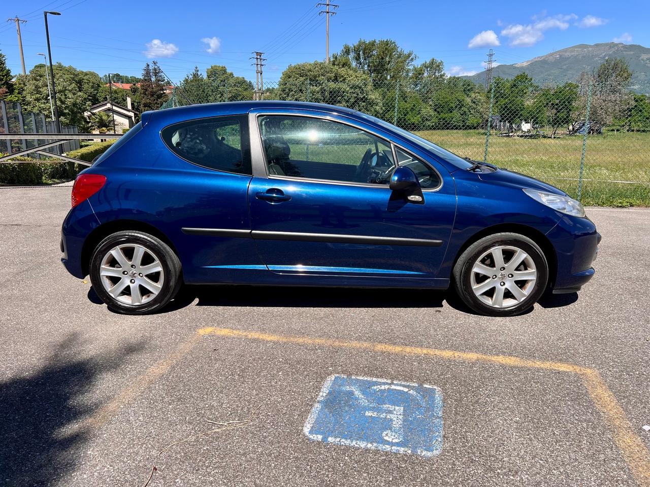 Peugeot 207 1.6 VTi 120CV 3p. XS