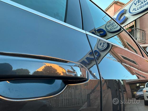 Audi e-tron SPB 50 quattro Business MATRIX PELLE U