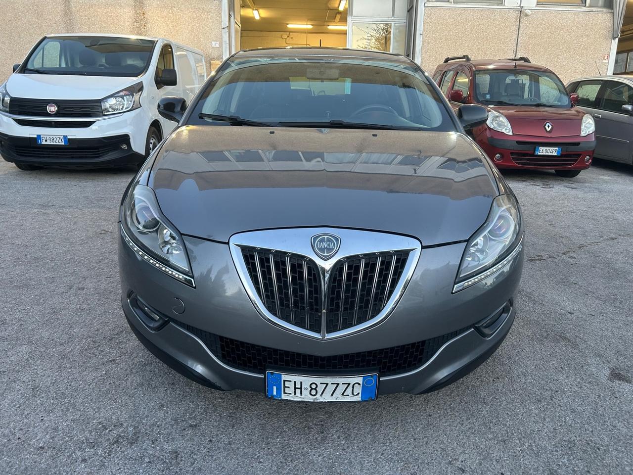 Lancia Delta 2.0 MJT DPF Platinum 165CV