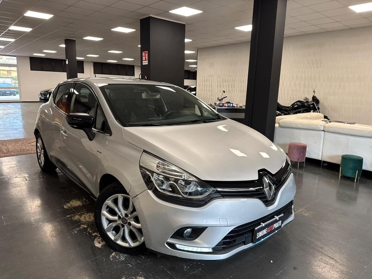 Renault Clio 1.2 75 CV 5 porte Duel