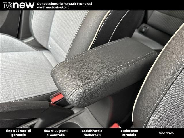 RENAULT Clio 5 TCe 90 techno