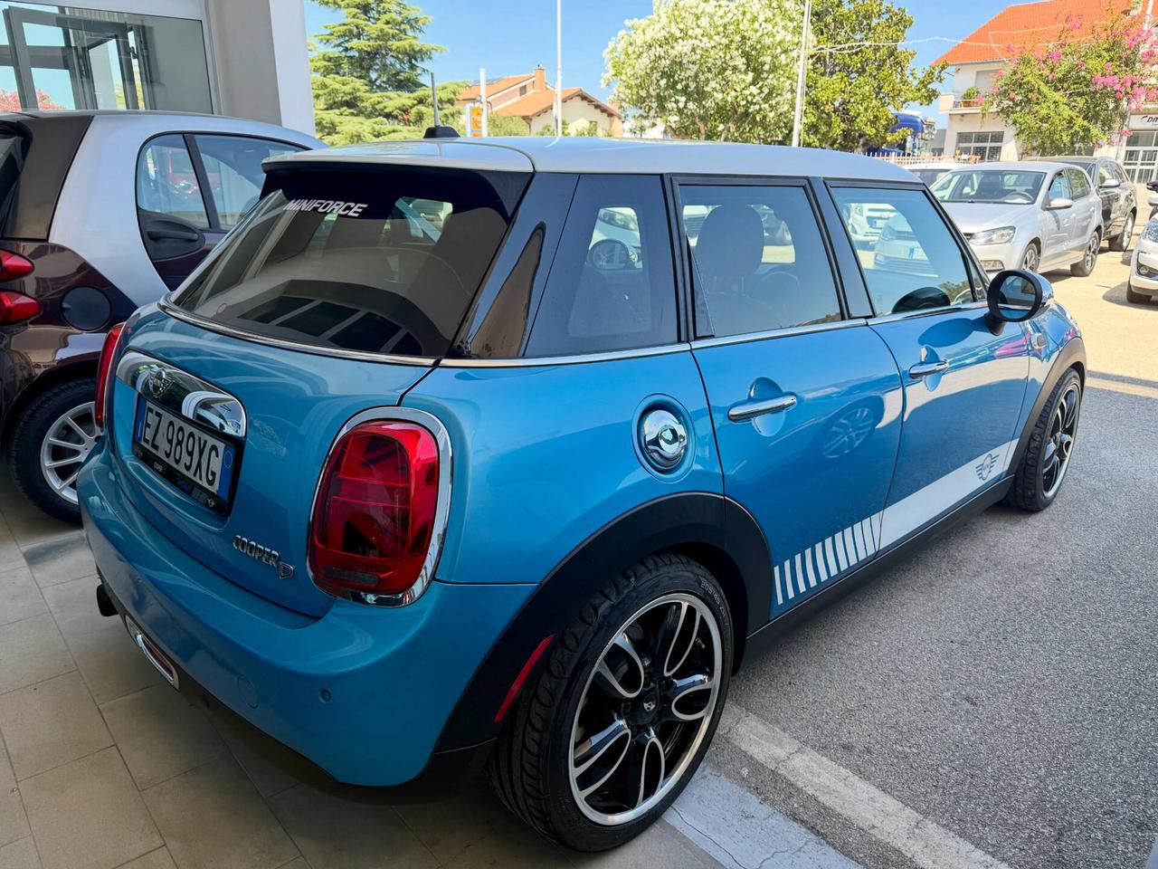 MINI 1.5 COOPER D