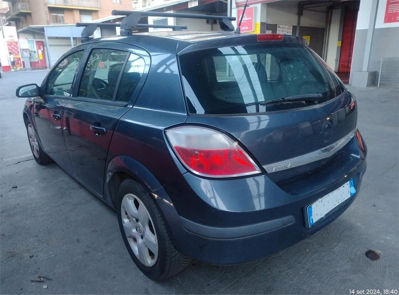 Opel Astra 1.3 CDTI 5P Club Unico prop