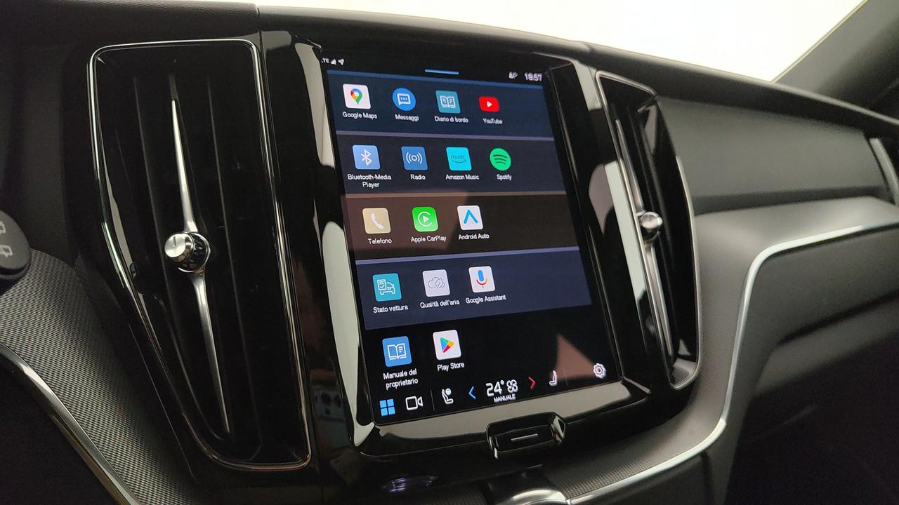 VOLVO XC60 2.0 t6 phev Plus Dark awd auto