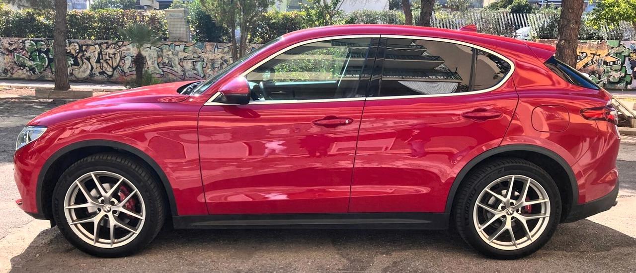 Alfa Romeo Stelvio 2.2mjet 210 CV AT8 Q4 Executive UFF ITA