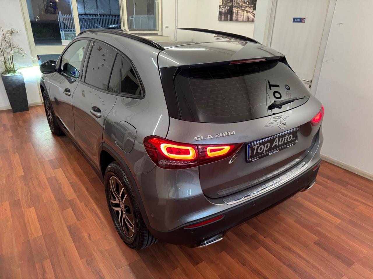 MERCEDES-BENZ GLA 200 d AUTO SPORT NIGHT EDITION