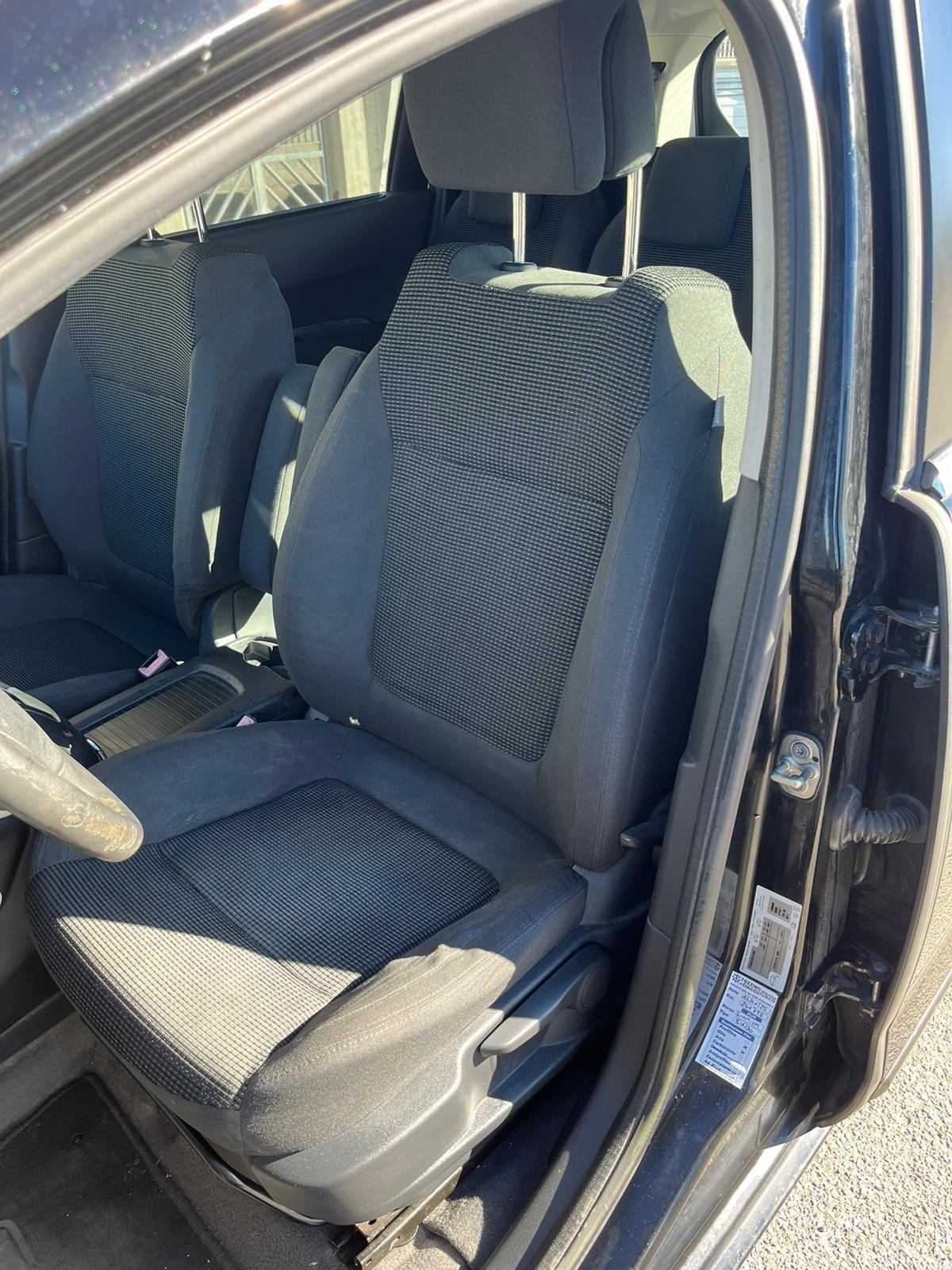 Peugeot 5008 1.6 HDi 112CV Business