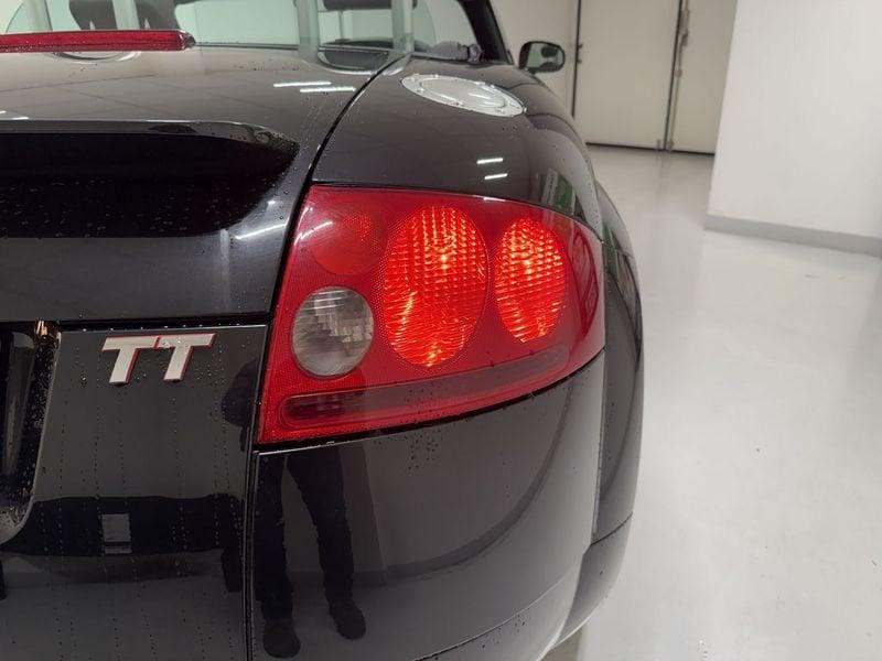Audi TT TT Roadster 1.8 T 20V 150 CV cat