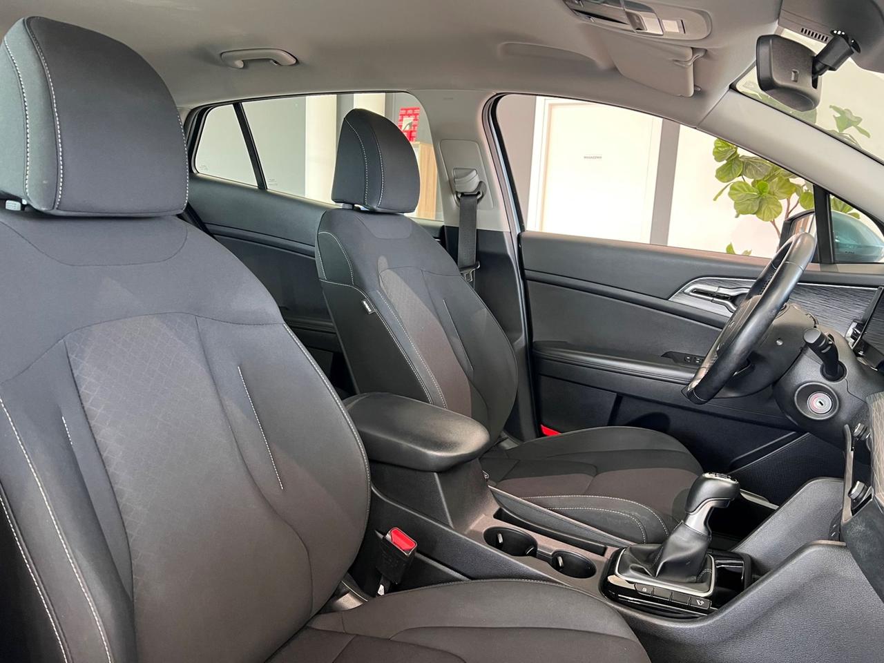 KIA Sportage V 2022 1.6 tgdi mhev 150 Cv Style