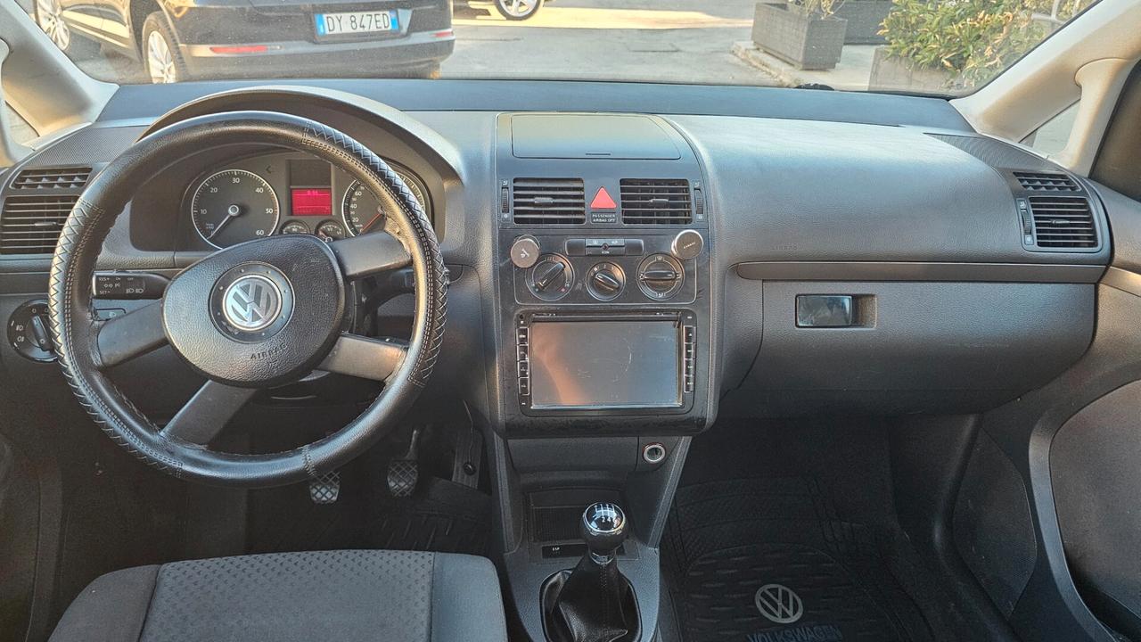 Volkswagen Touran 1.9 TDI 90CV Conceptline