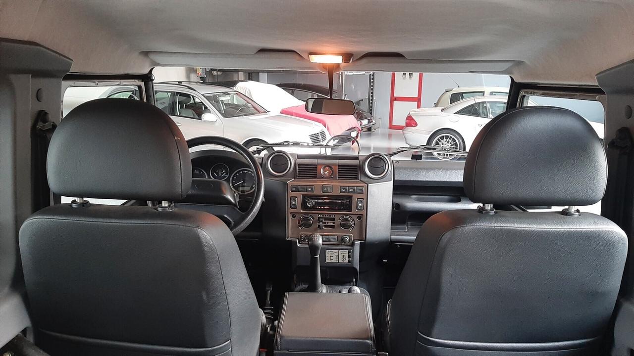 Land Rover Defender 90 2.4 TD4 Pick Up S
