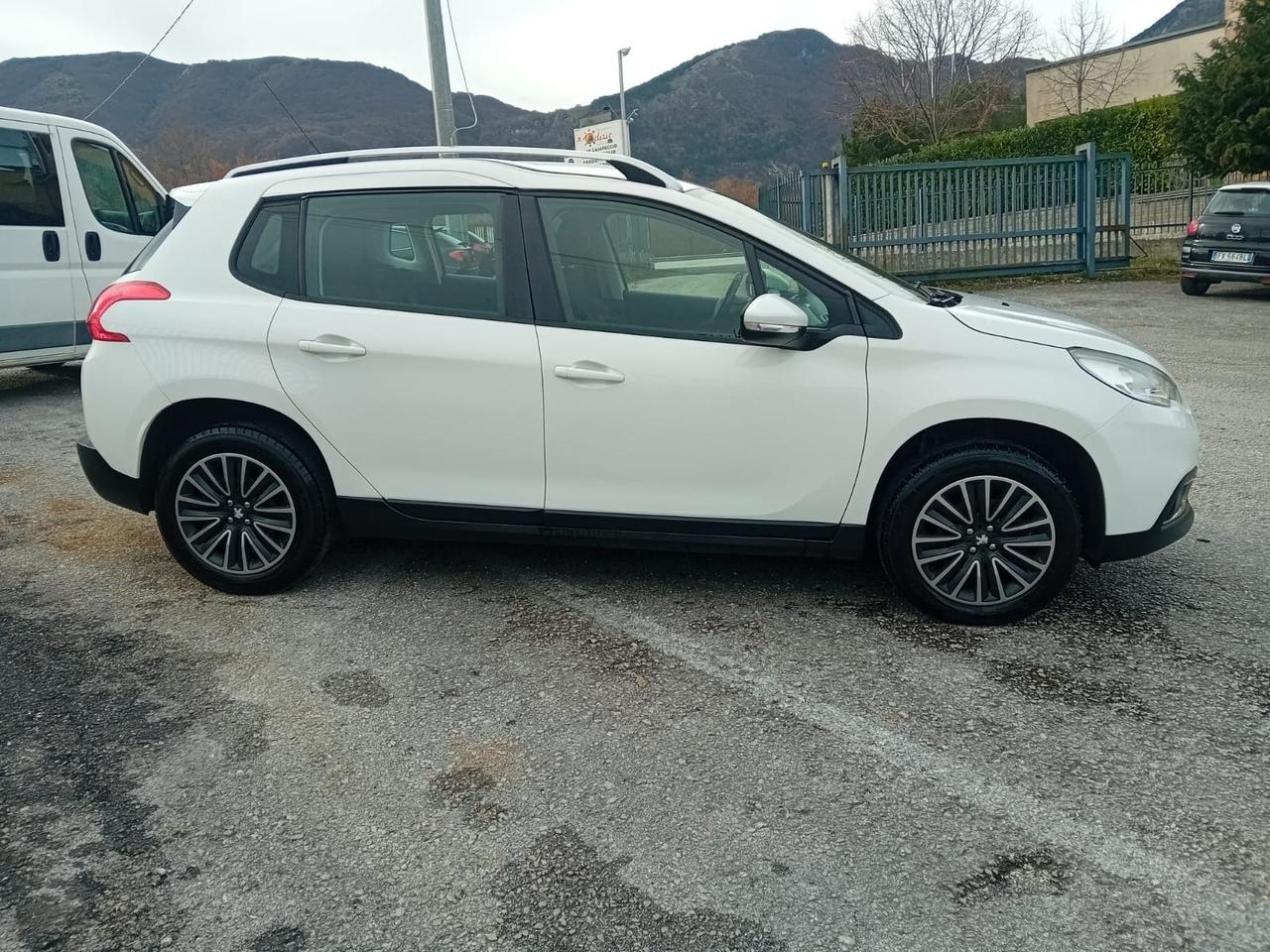 Peugeot 2008 PureTech 82 ETG5 S&S Allure