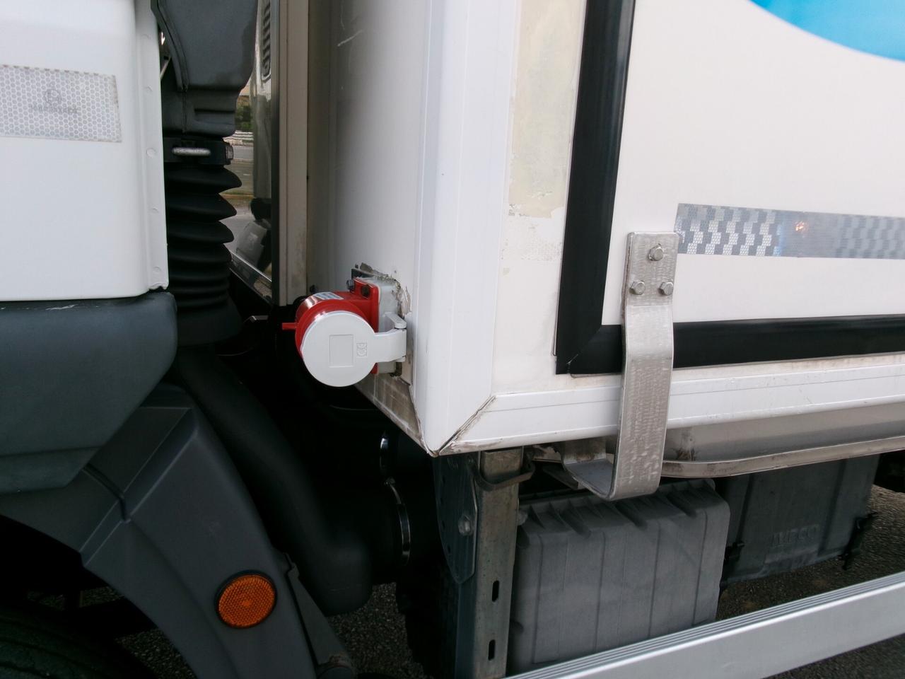 Iveco EUROCARGO 80/18 6 CILINDRI PASSO 3105 FRIGO ATP FNA 06/2028 8 PEDANE