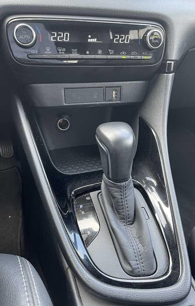 Toyota Yaris 1.5 Hybrid 5 porte Lounge