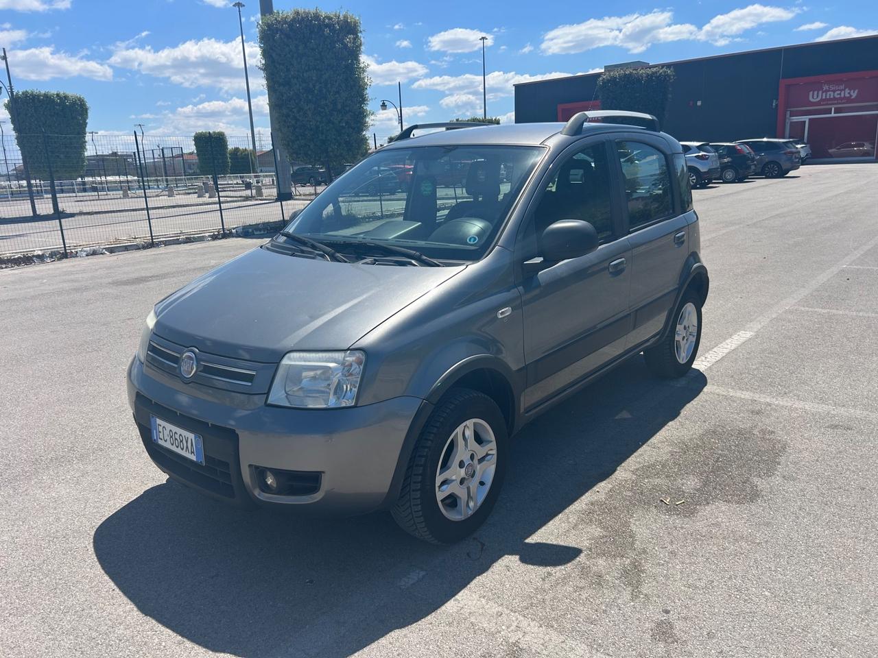 Fiat Panda 1.2 4x4 Climbing Da Vetrina