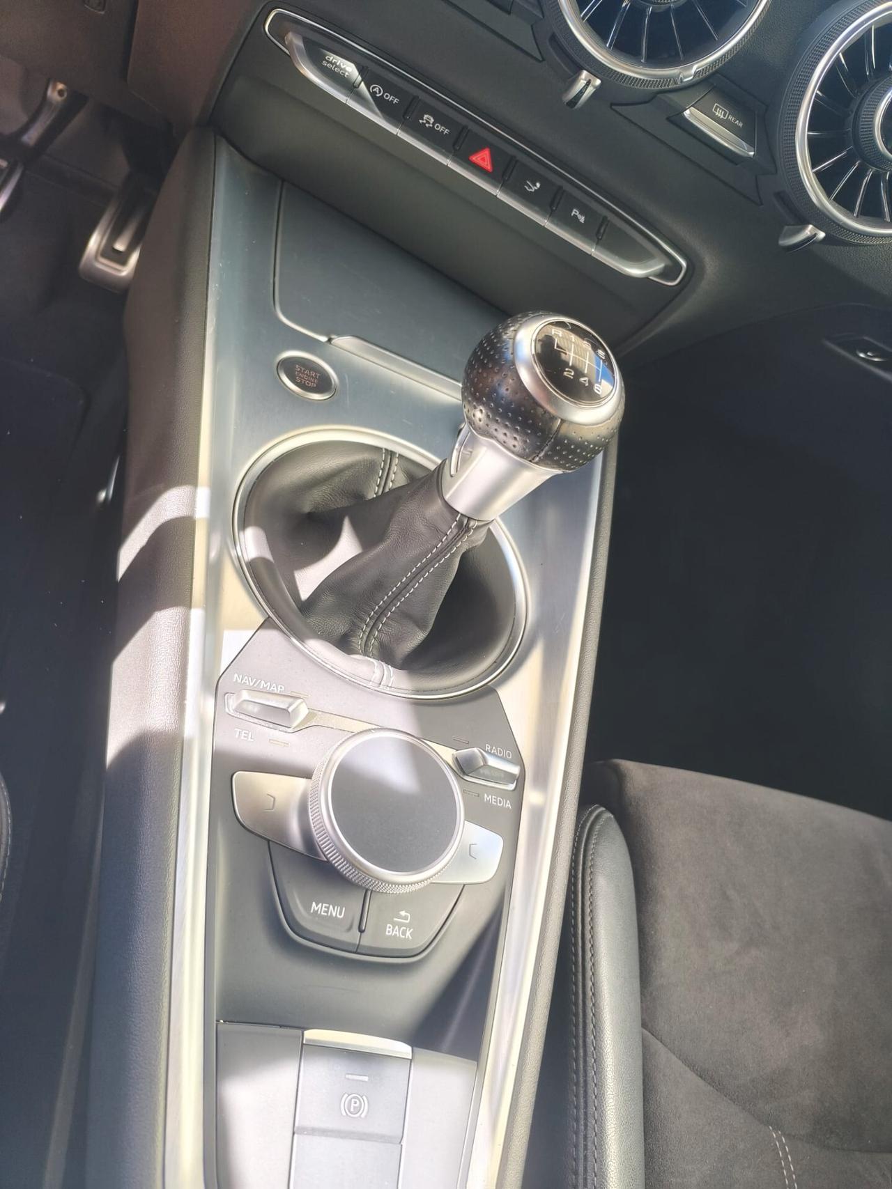 Audi TT Coupé 2.0 TDI ultra Nuvolari Lim. Ed. 2015