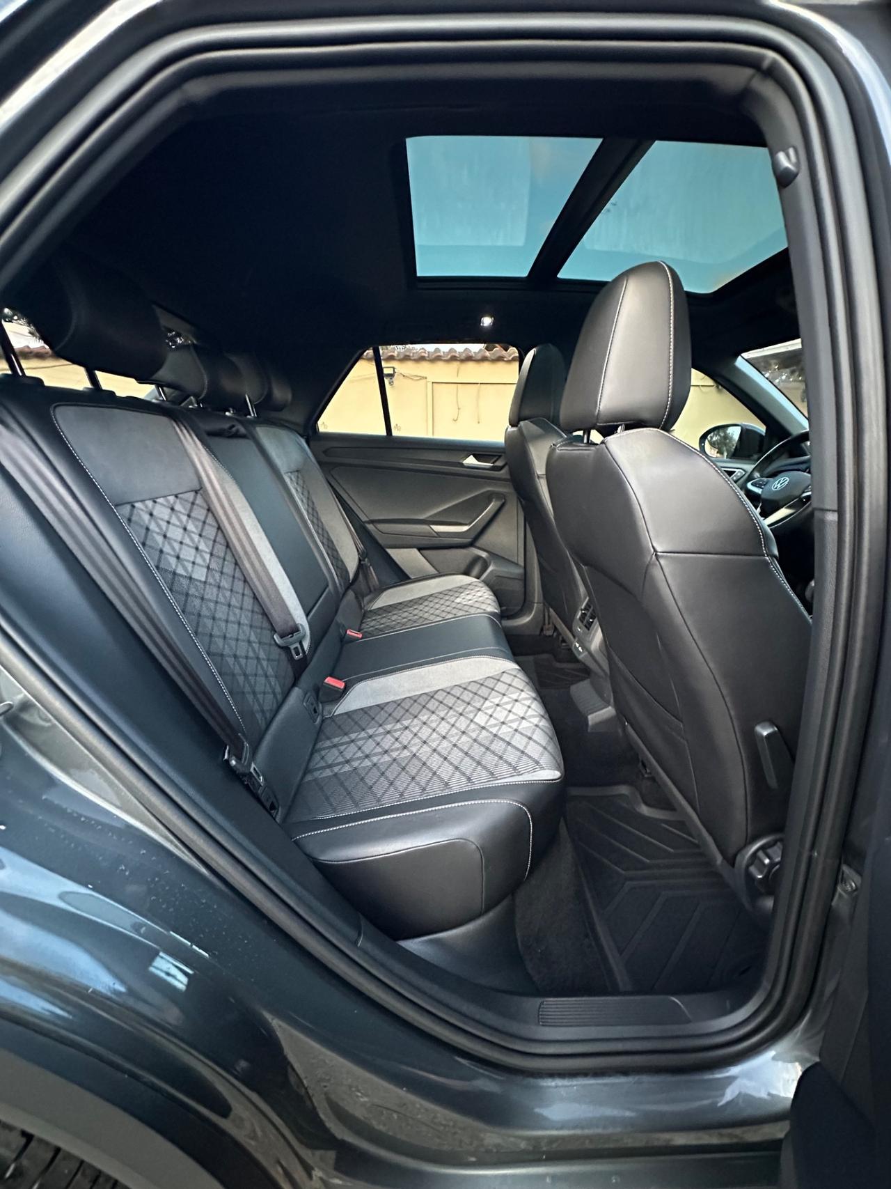 Volkswagen T-Roc 2.0 TDI SCR 150 CV DSG R-Line