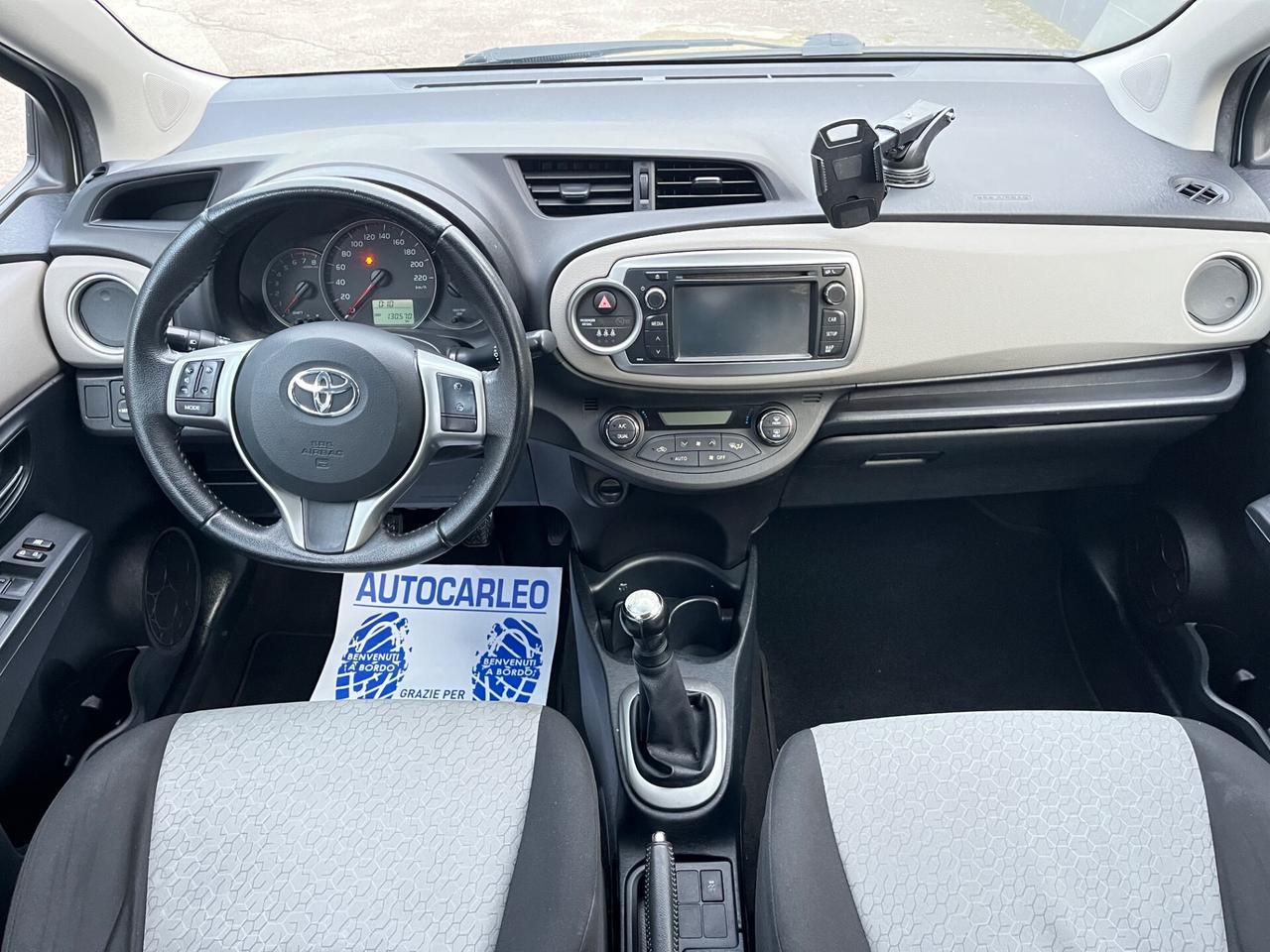 Toyota Yaris 1.0 BENZINA Lounge” tagliandi Toyota”