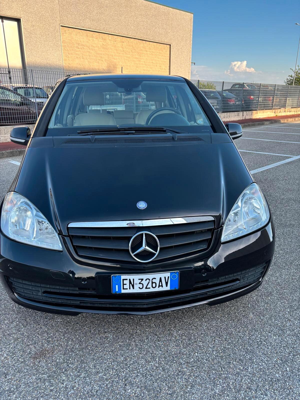 Mercedes-benz A 160 BlueEFFICIENCY Special Edition Sport UNICO PROPRIETARIO