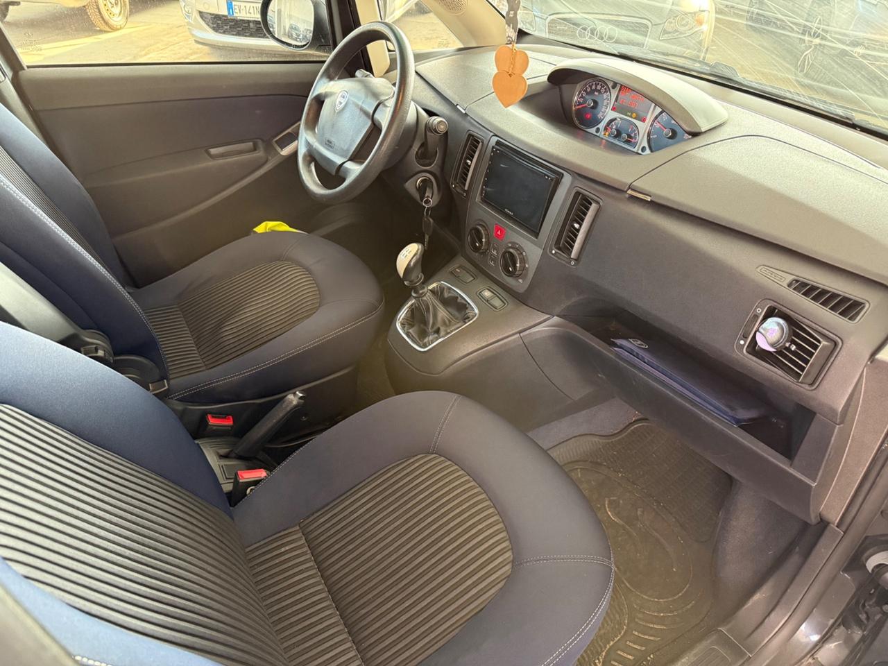 Lancia MUSA 1.4 Argento Ecochic GPL