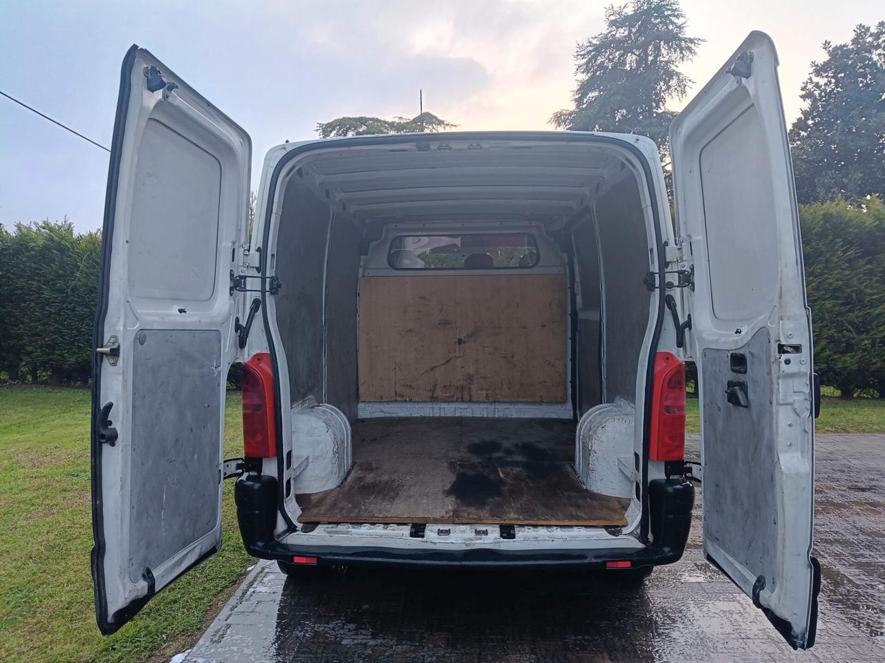 NISSAN INTERSTAR 2.5 CDI - 2006