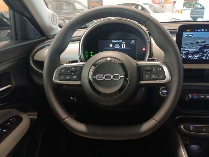 FIAT 600 1.2 Hybrid 110cv La Prima II