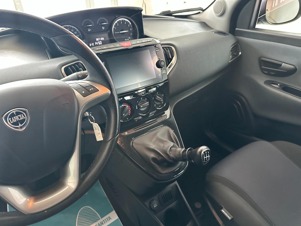 Lancia Ypsilon 1.0 FireFly 5 porte S&S Hybrid Gold "Km 38.000"