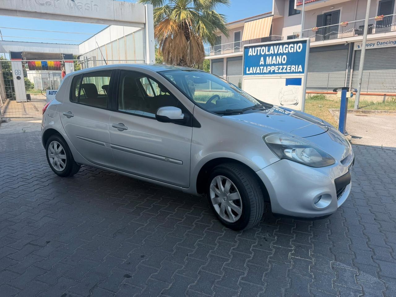 Renault Clio 1.2 16V 5 porte Dynamique