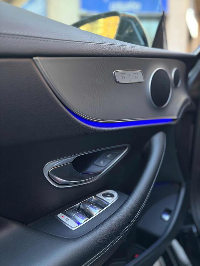 MERCEDES-BENZ E 220 d Auto Cabrio Sport