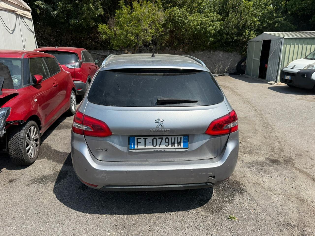Peugeot 308 S.W. 1.5 Hdi Testata rotta