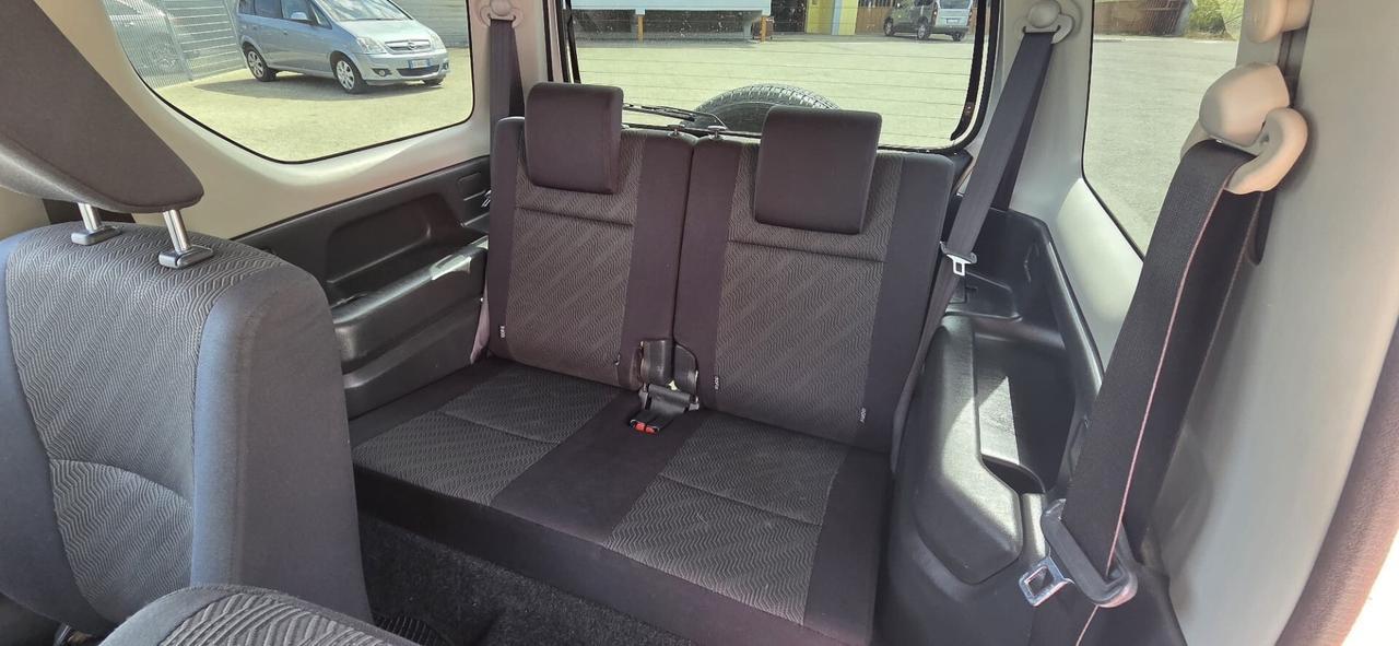 Suzuki Jimny 1.3 cambio automatico VALUTO PERMUTA