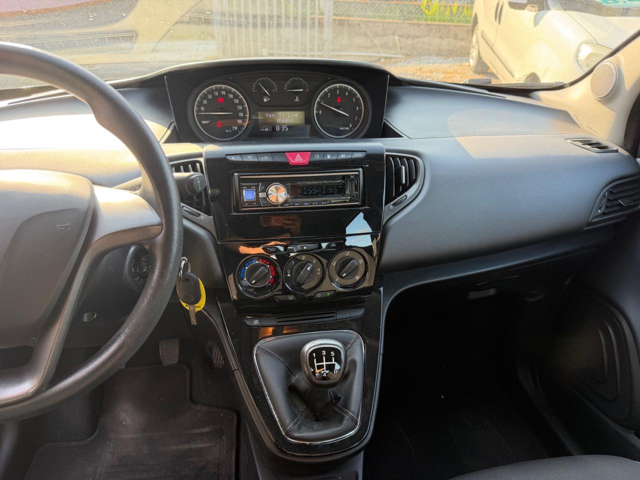 Lancia Ypsilon 1.2 69 CV 5 porte GPL Ecochic Gold