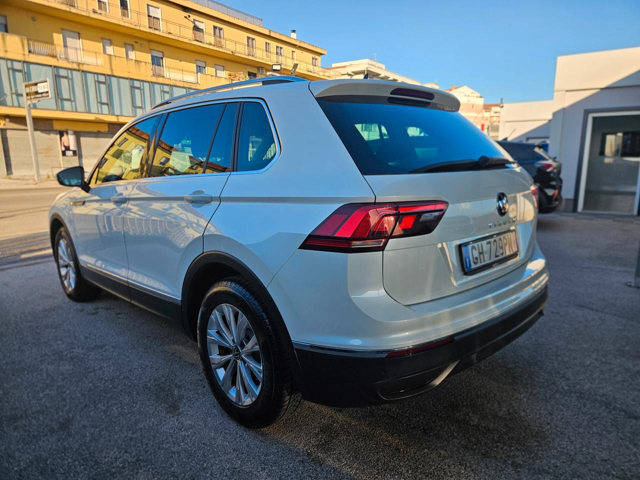 Volkswagen Tiguan 2.0 TDI 150 CV SCR DSG Elegance