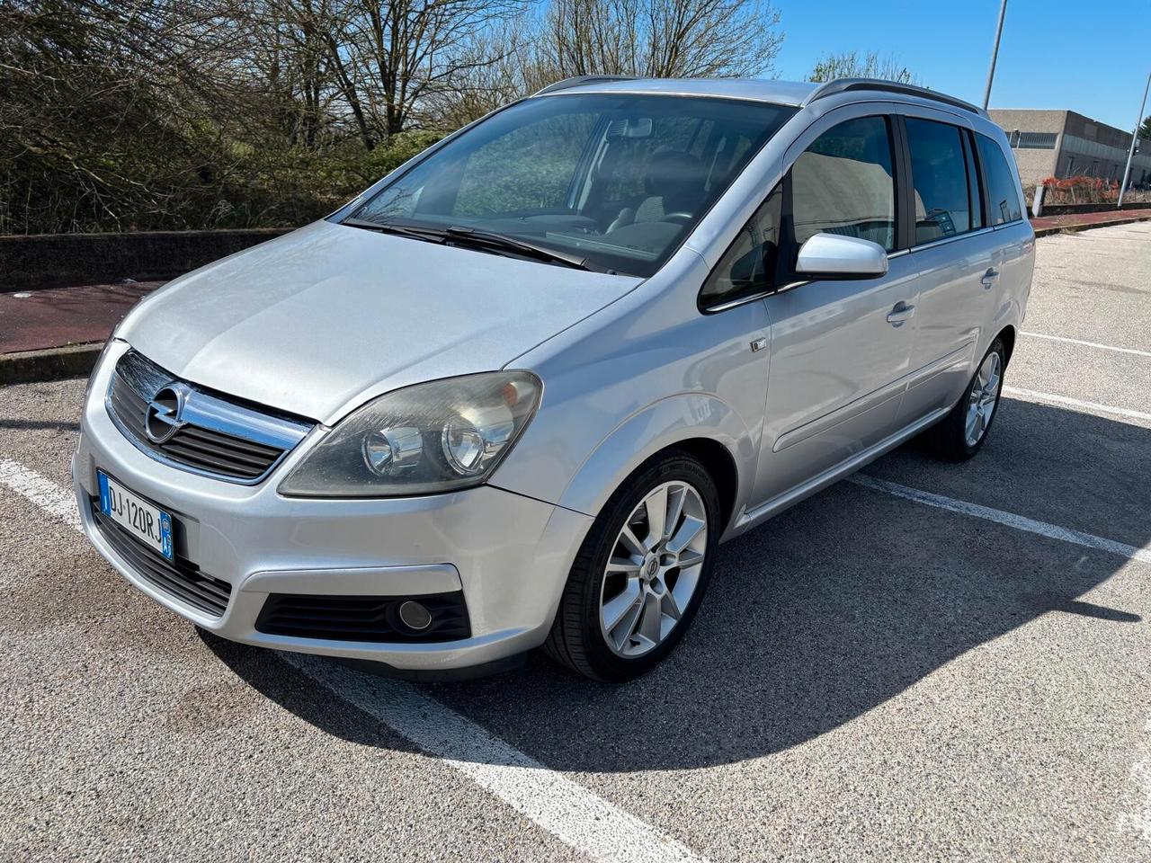 Opel Zafira 1.9 CDTI 120CV 7 posti Cosmo unico proprietario