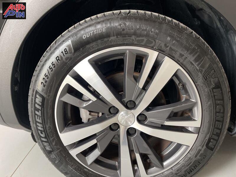 Peugeot 3008 BlueHDi 130 S&S EAT8 Allure