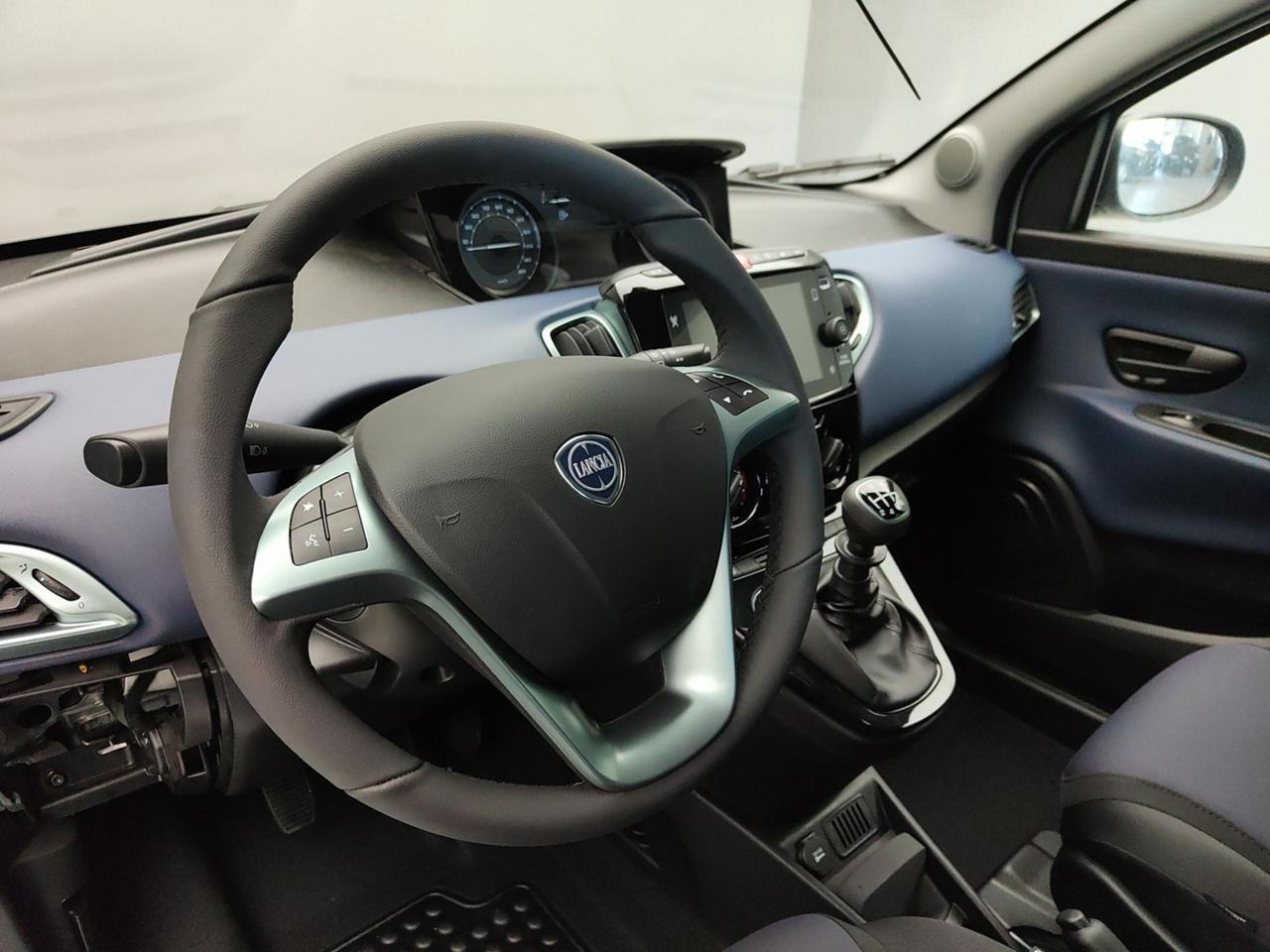 LANCIA Ypsilon III 2021 1.0 70CV HYBRID PLATINO