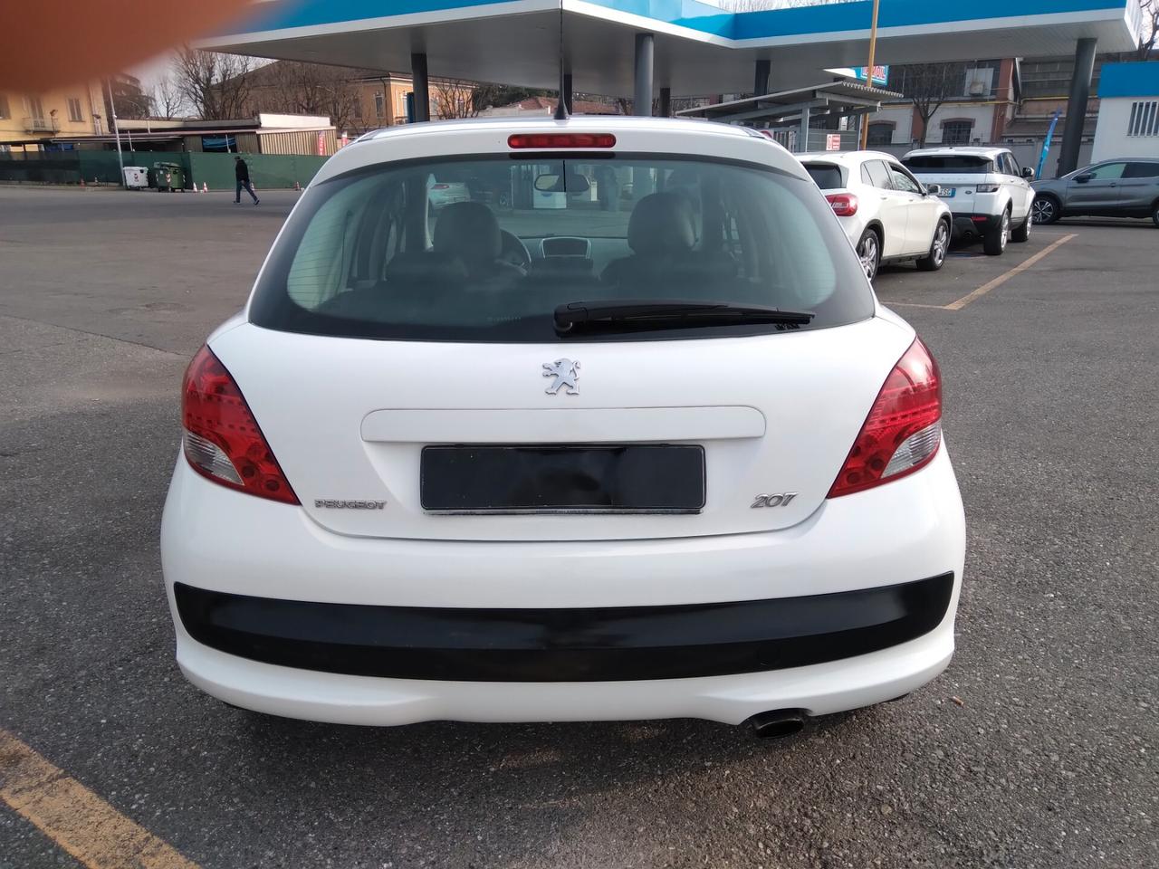 Peugeot 207 1.6 turbo 156CV 6marce 5p. Allure