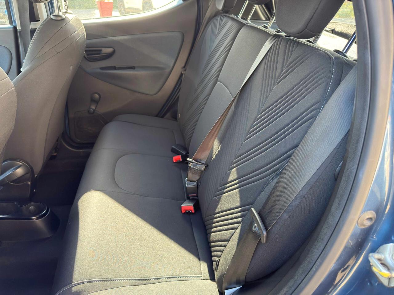 Lancia Ypsilon 1.0 FireFly 5 porte S&S Hybrid Ecochic Gold