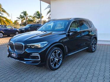 BMW X5 xDrive 25d Tetto/Luci/Pelle