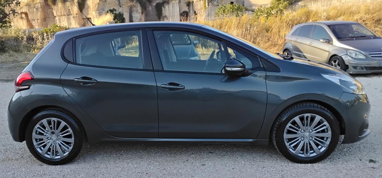 Peugeot 208 BlueHDi 75 5 porte Active