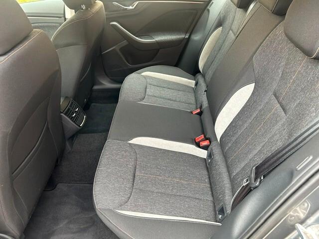 Skoda Kamiq 1.0 TSI 110 CV Black Dots