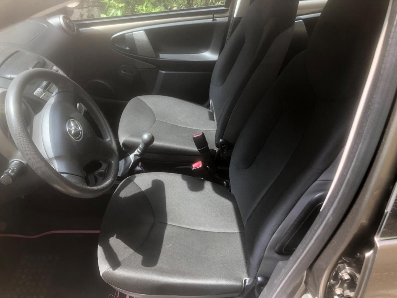 Toyota Aygo 1.0 12V VVT-i 5 porte connect - 2014