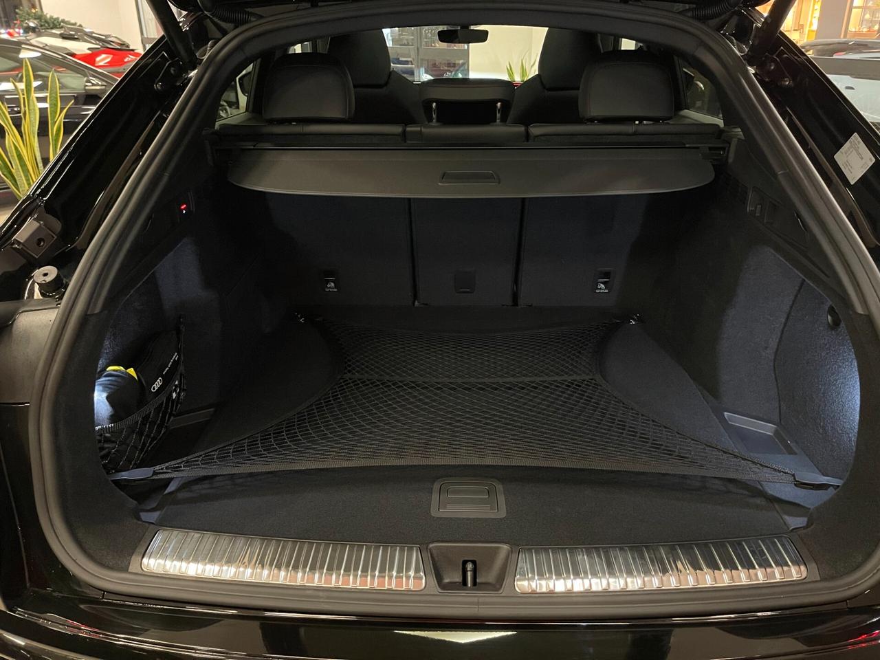 Nuova Audi Q5 SPB 2.0 TDi 204cv S-Line tech pro