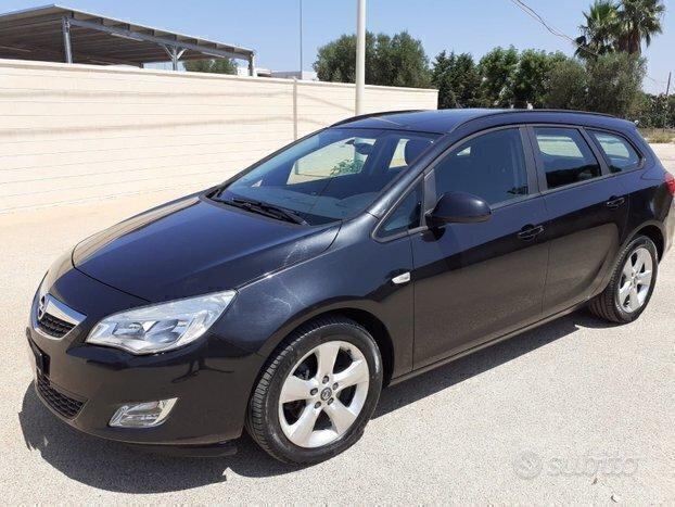 Opel Astra 1.7 CDTI 110CV Sports Tourer Elective