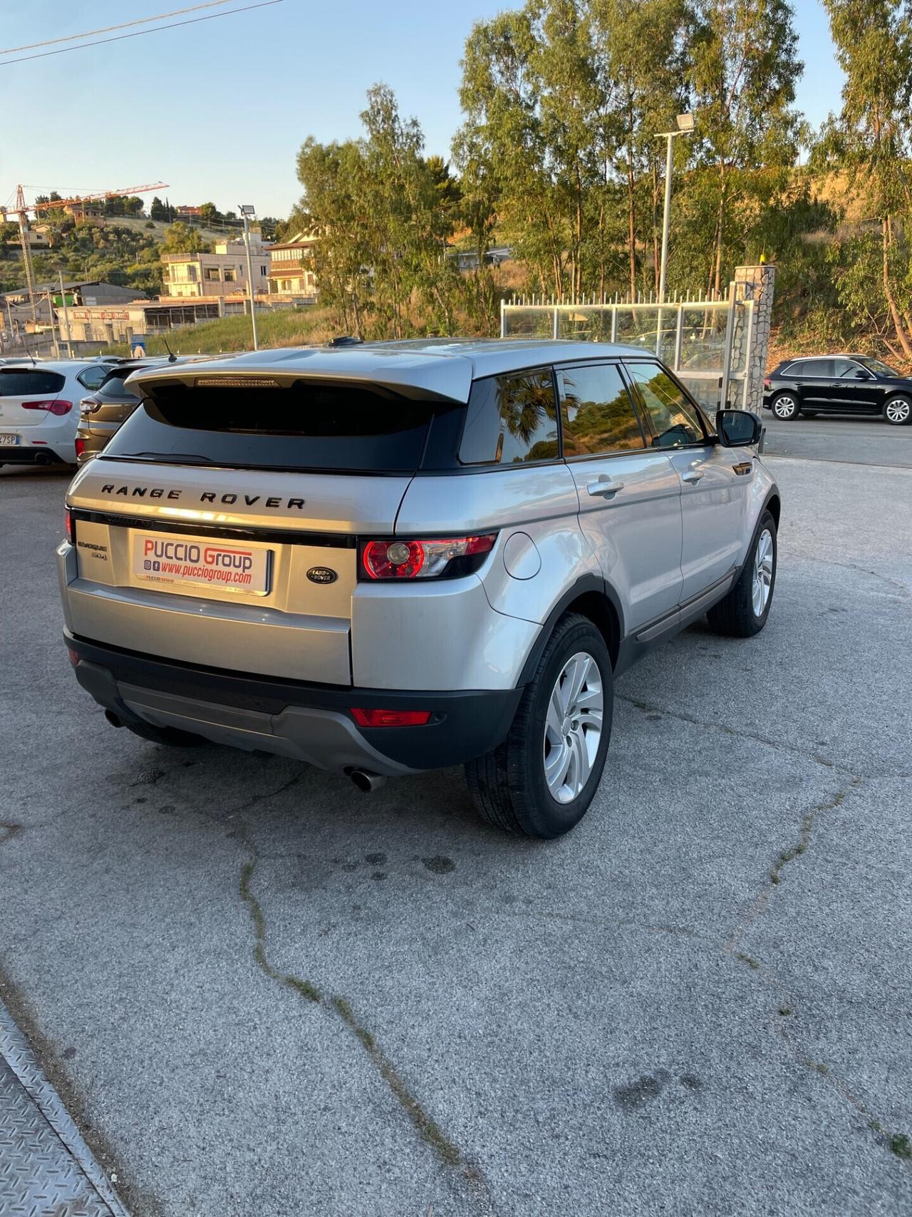 Land Rover Range Evoque 2.2 Sd4 5p. Pure