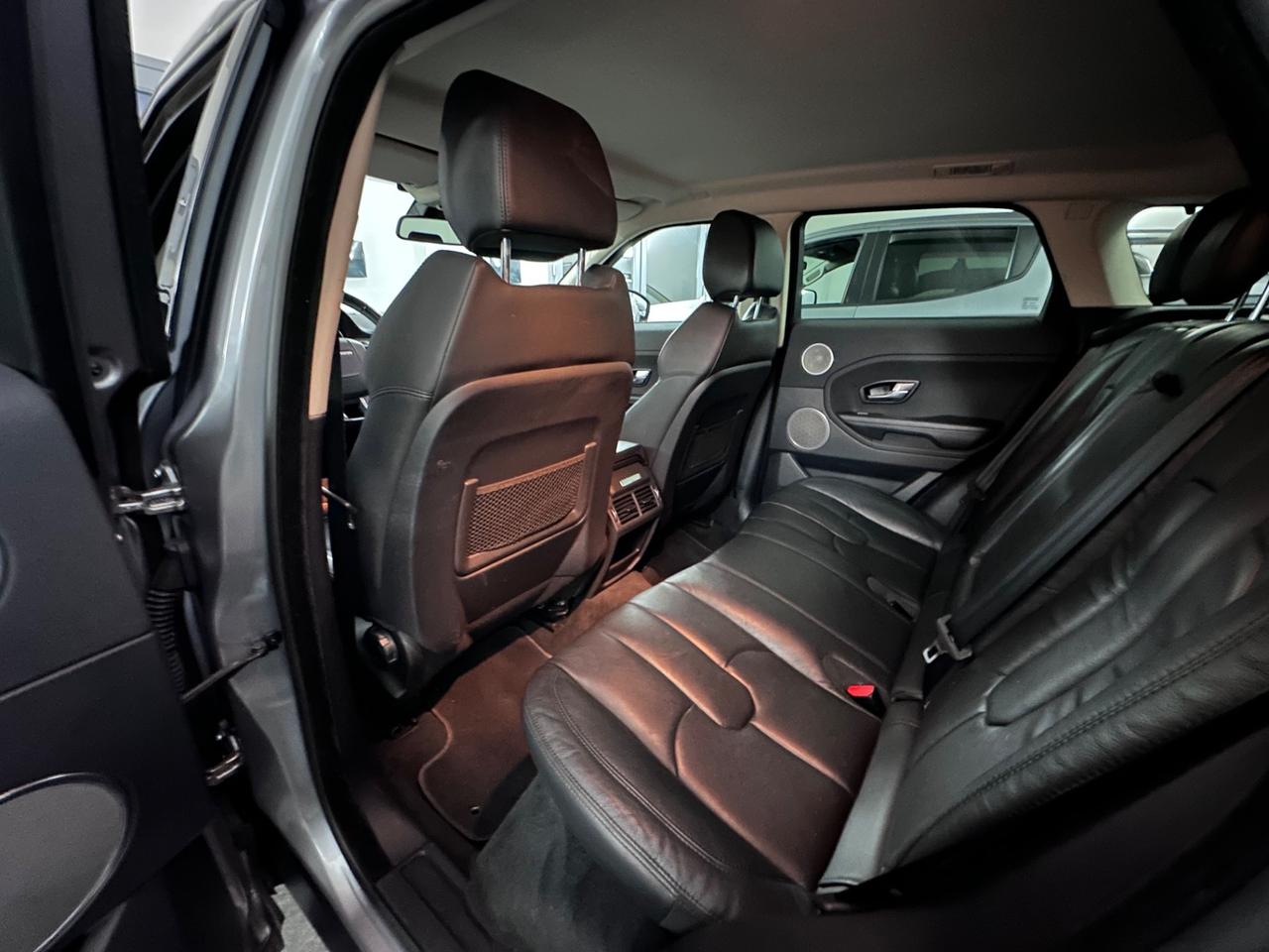 Land Rover Range Evoque 2.2 Sd4 5p. Pure